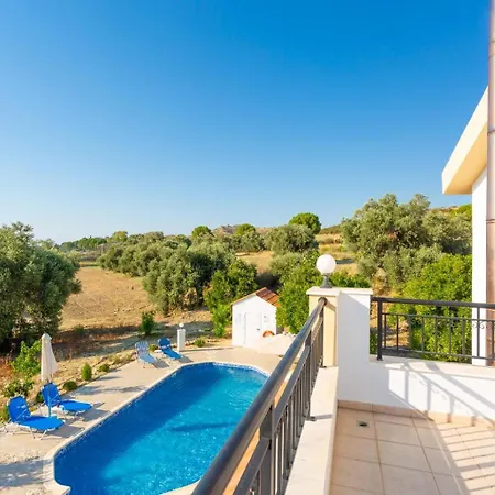 Charoula Tessera * Polis