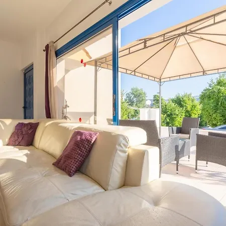 Charoula Tessera Villa *